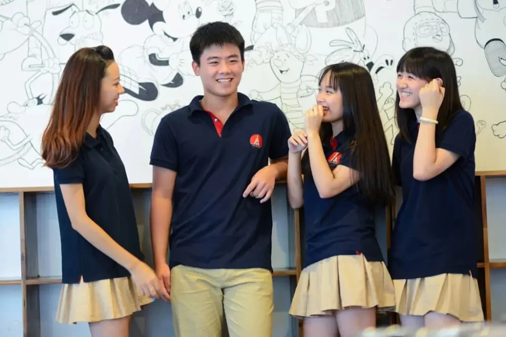 Ý nghĩa của áo thun lớp