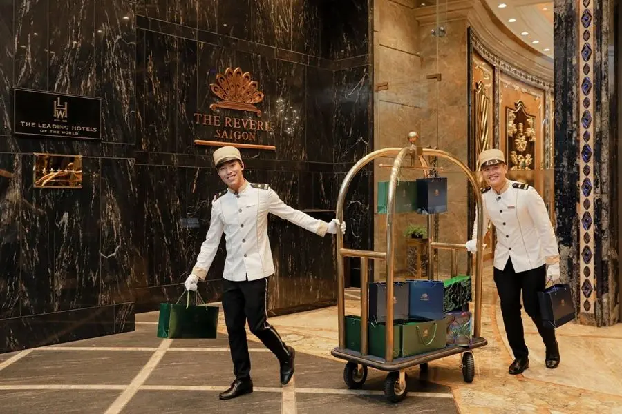 Cập nhật đồng phục Bellman, Doorman của khách sạn