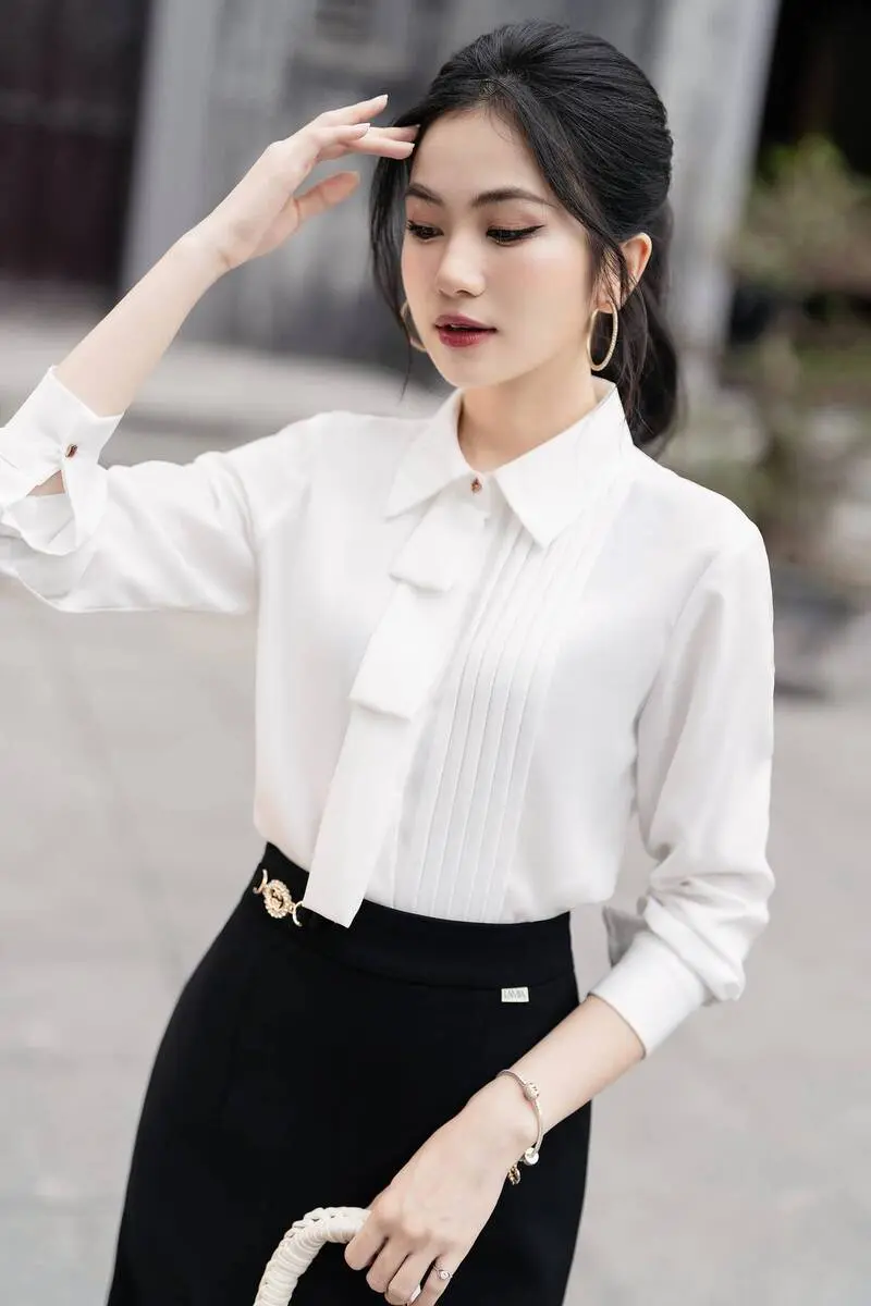 Đồng phục sơ mi nữ dáng blouse