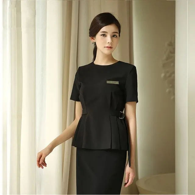 Đồng phục spa màu đen cổ tròn