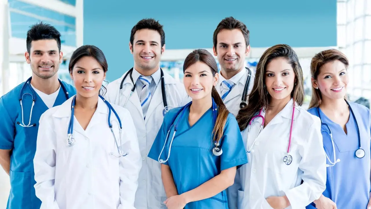 Lưu ý khi may đồng phục Y Tế